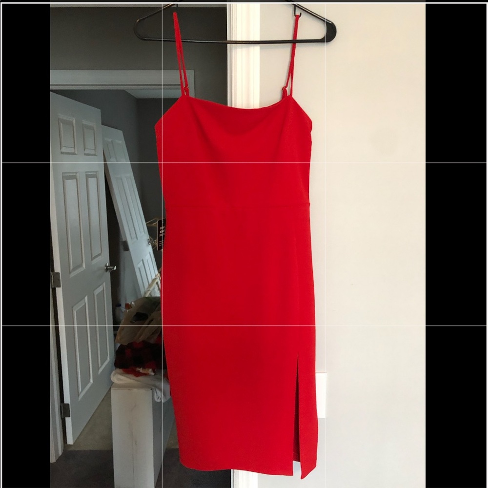 Express Midi Dress with Slit